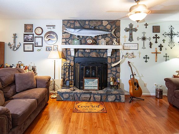 5th image of 3472 Cedarbrook Cir