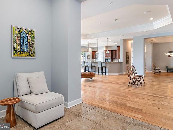 3rd image of 1915 Towne Centre Blvd Unit 1105