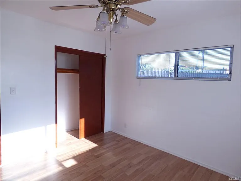 5832 Camerford Ave — Photo 12