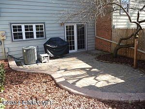 5th image of 113 Southampton Ct