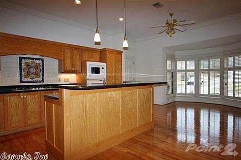 2nd image of 11 Saint Johns Pl