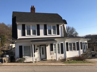 109 Hall St, Hazard, KY 41701