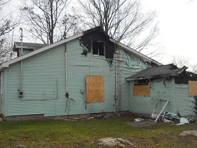 2nd image of 121 Jasper St