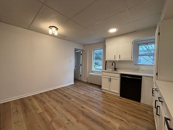 4th image of 5225 Keystone St
