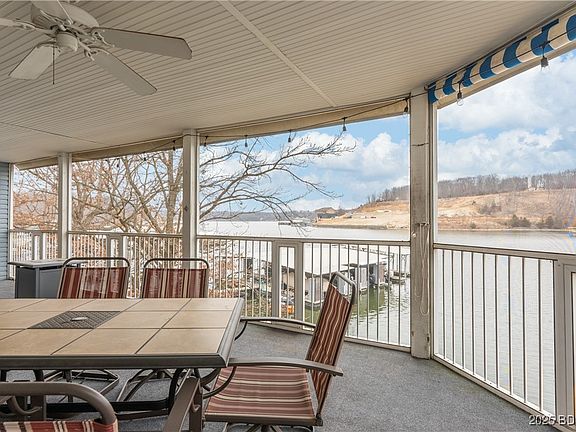 3rd image of 1281 Buckingham Dr #3