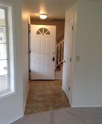 4th image of 16410 NE 74th Cir