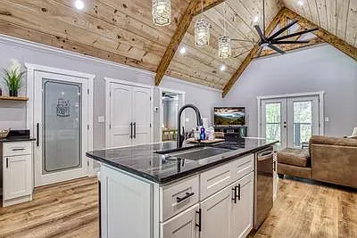 758 Timberlake Cir — Photo 5