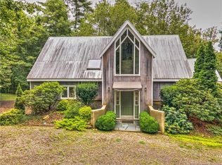 26 Squirrel Hill Dr, Weaverville, NC 28787