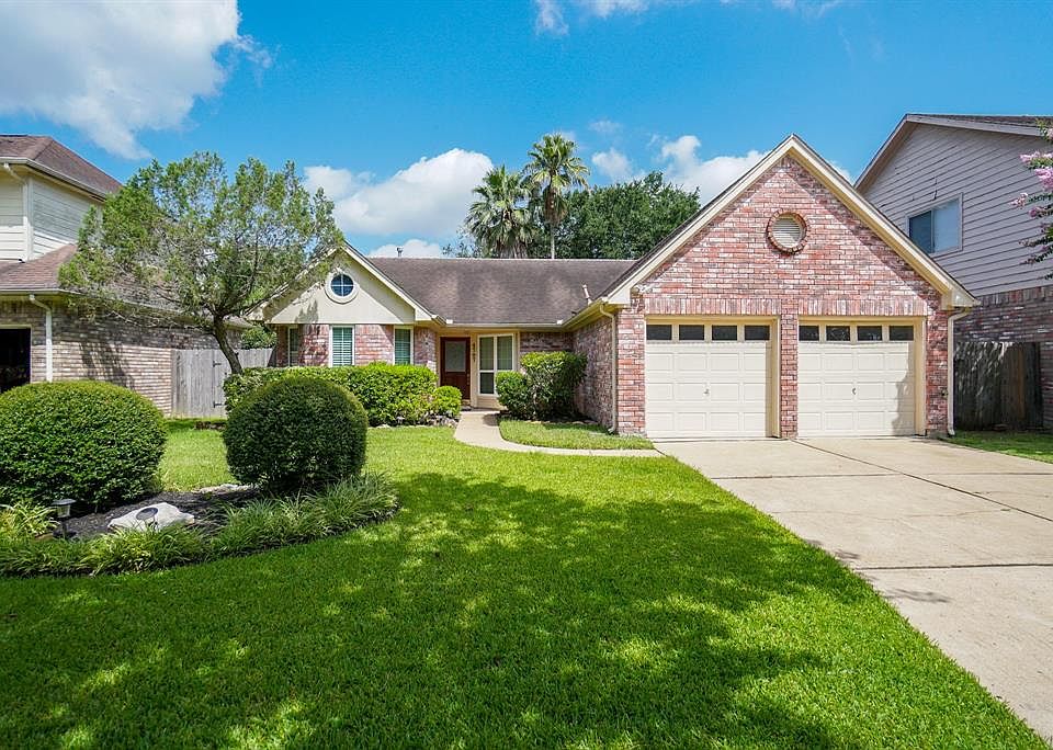1st image of 4707 Sunshine Dr
