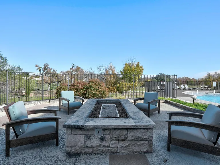 173 Riverhill Dr — Photo 34