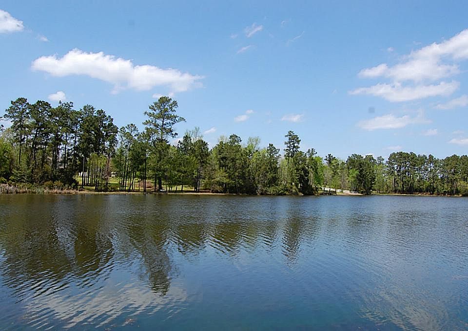 1st image of 2519 E Blue Lake Dr
