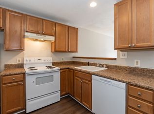 1805 Fox Hollow Dr, Raleigh, NC 27610