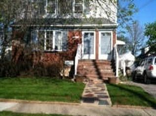 26 3rd Ave, East Rockaway, NY 11518