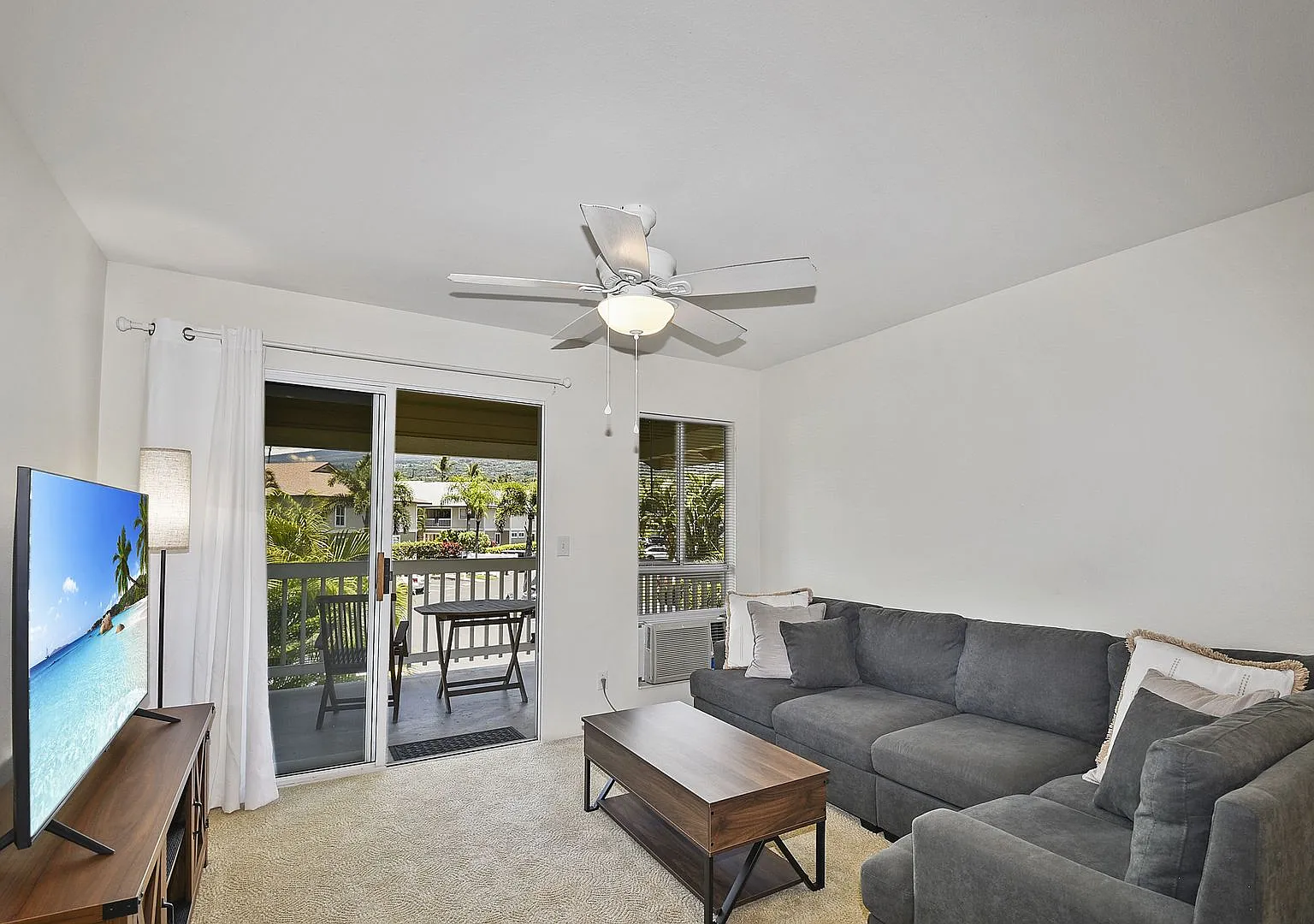 Newly Renovated 2-Bed/2-Bath Condo in Alii Lani — Photo 1