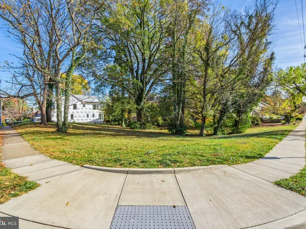 23rd St N, Arlington, VA 22205