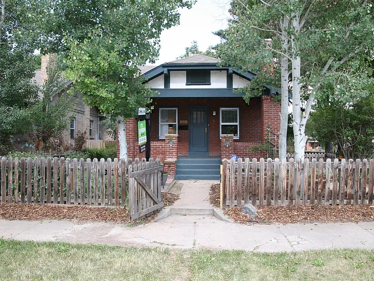 1202 Garfield St — Photo 1
