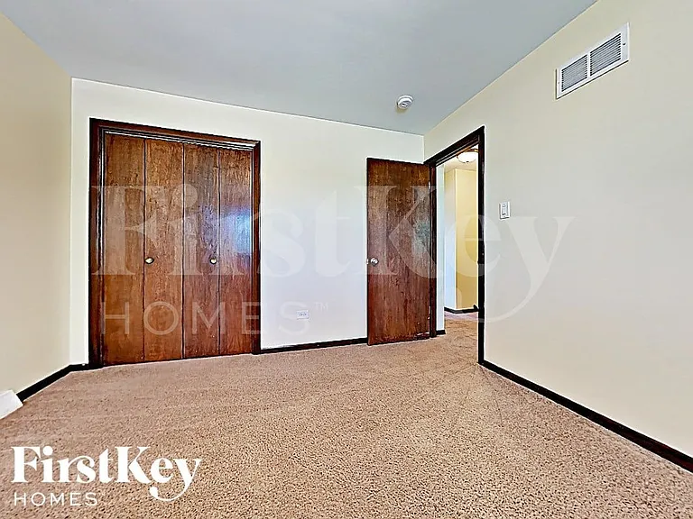 22600 Amy Dr — Photo 13
