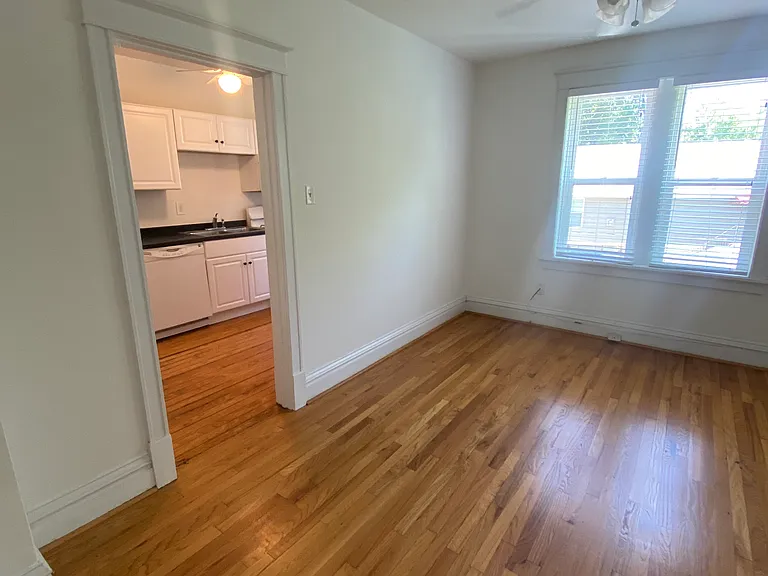 7675 Wise Ave #2E — Photo 3