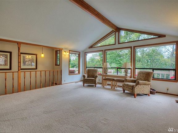 Large Living Room with Transom Windows for extra Light!