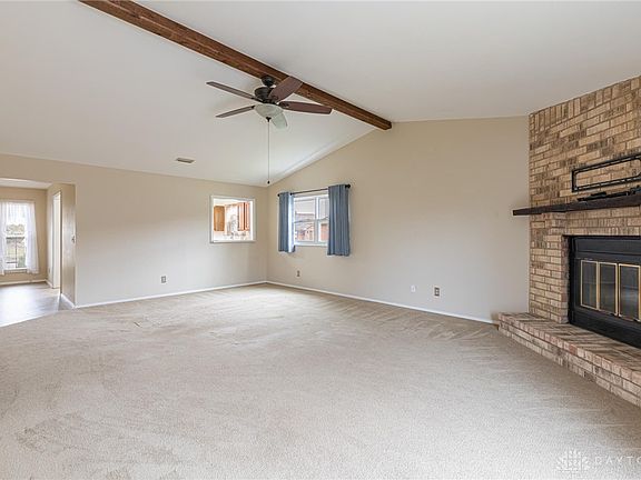 5th image of 6412 Rolling Glen Dr