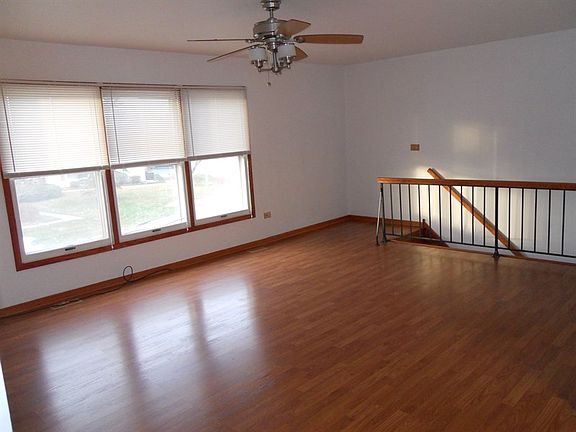 2nd image of 1055 Brunswick Hbr