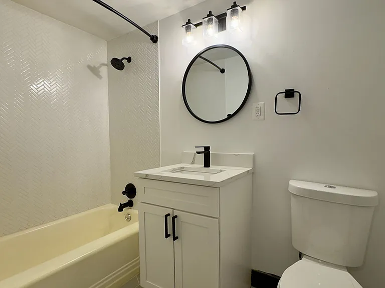 Apartment Units in Mt Vernon! — Photo 6