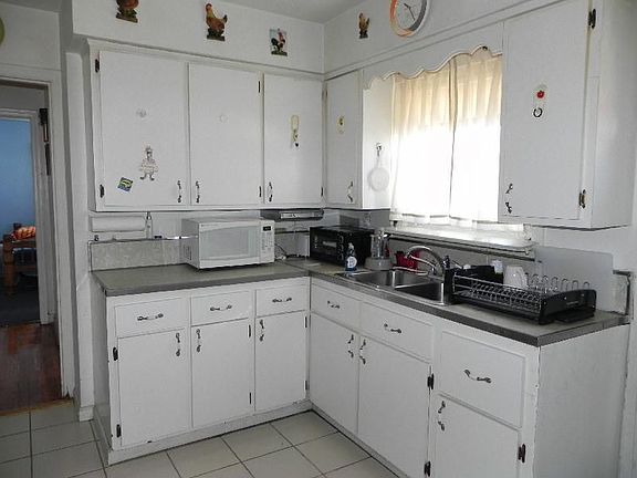 5th image of 19 Eldridge Pl