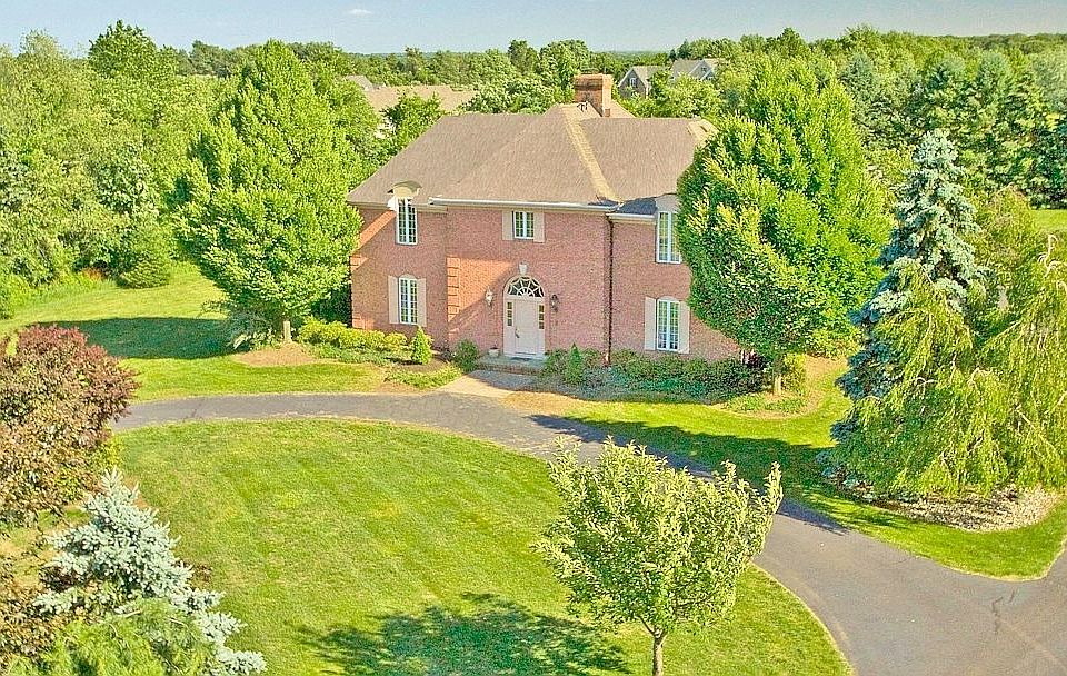 2nd image of 50 Welsh Rd