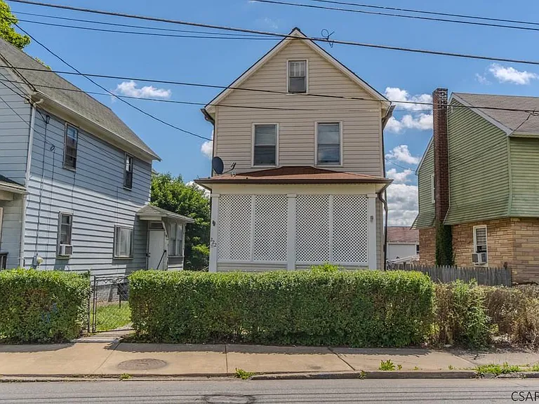 222 Strayer St — Photo 31