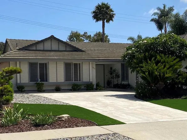 1034 E Red Oak Pl, Camarillo, CA 93010