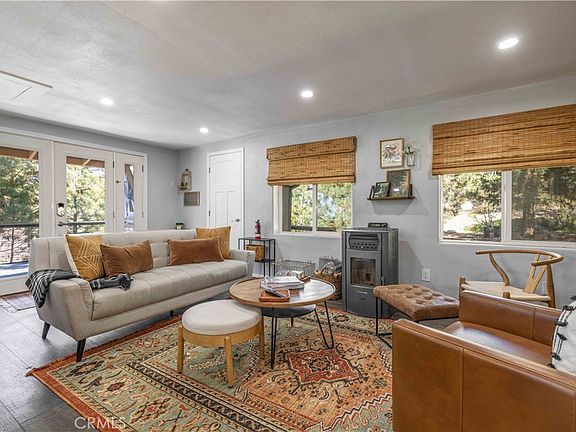 3rd image of 39470 N Shore Dr
