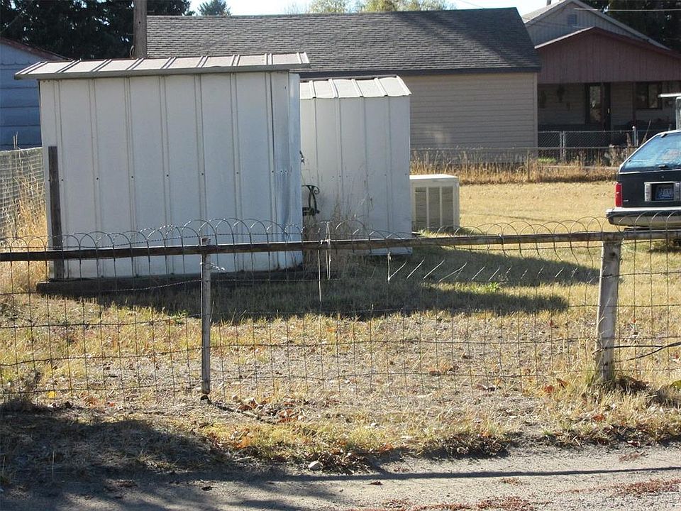 2nd image of 2604 Walnut St