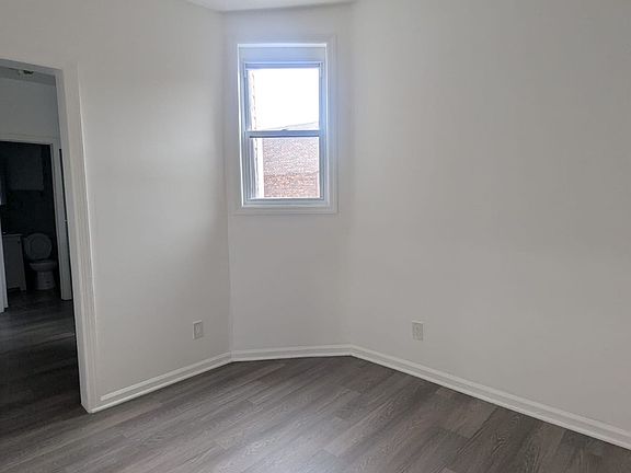 3rd image of 28 Seidler St #6E
