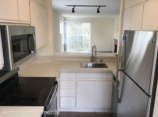 3056 60th Ave SW APT 7, Seattle, WA 98116