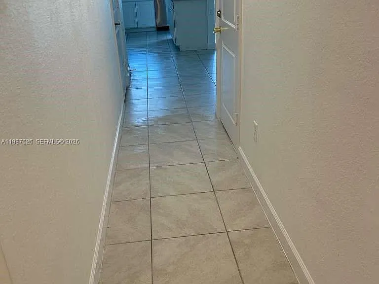 624 SW 12th St — Photo 14
