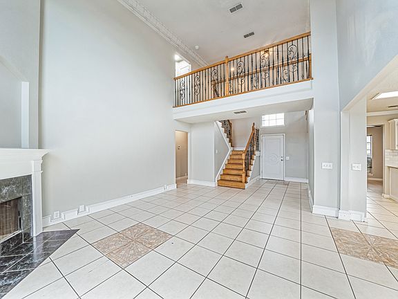 4th image of 8440 Tallahassee Ln