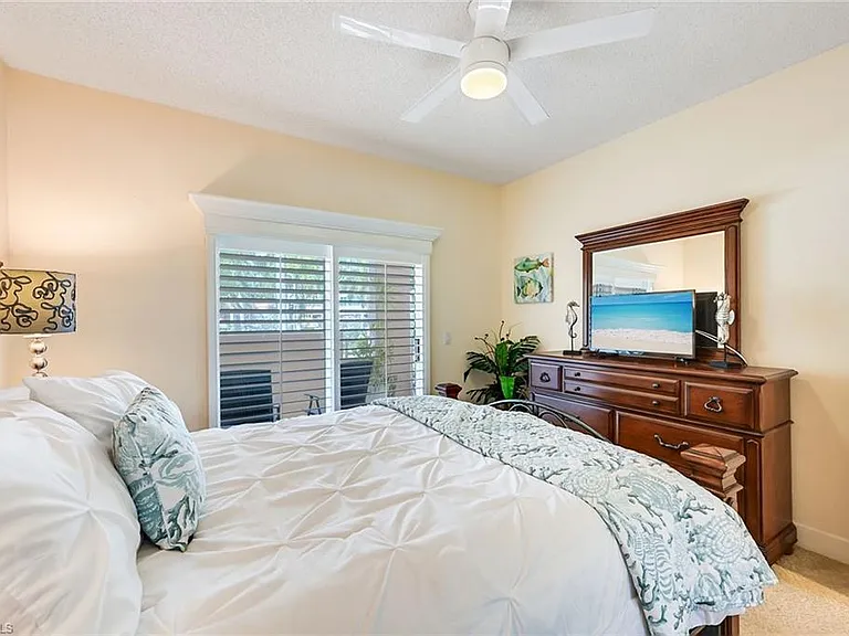 4530 Gulf Shore Blvd N #2-122 — Photo 18