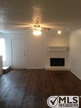 3rd image of 217 Cambridge Dr