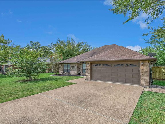 2nd image of 2810 Rayado Ct N
