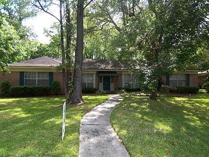 1st image of 4923 Water Oak Ln