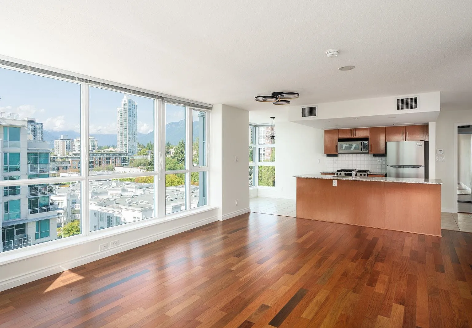 2 bed, 1186 sqft, $4,100 — Photo 4