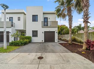 587 SW 91st Ave #587, Miami, FL 33174