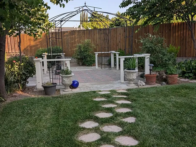 1588 Liverpool Ct — Photo 16