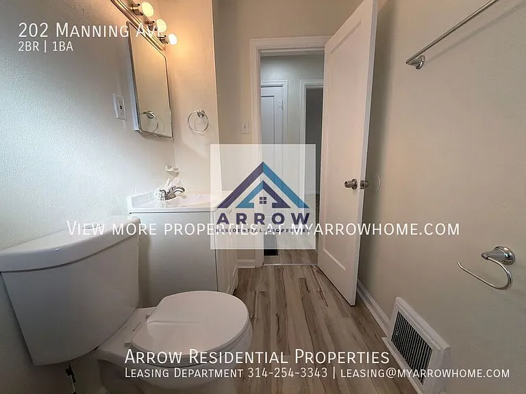202 Manning Ave — Photo 20