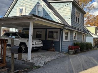 113 Elm St, Jenkins, KY 41537