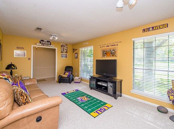 5th image of 12431 Parkciel Ave