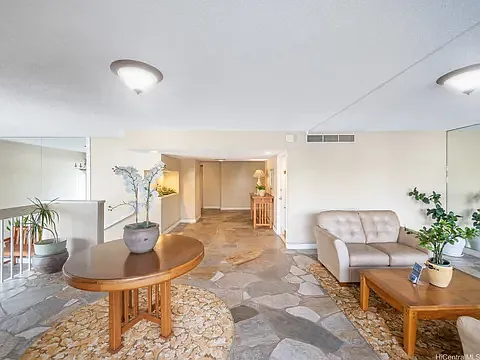 710 Lunalilo St #402 — Photo 17