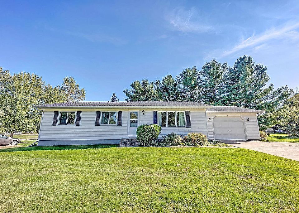 1st image of 6 Petunia Cir