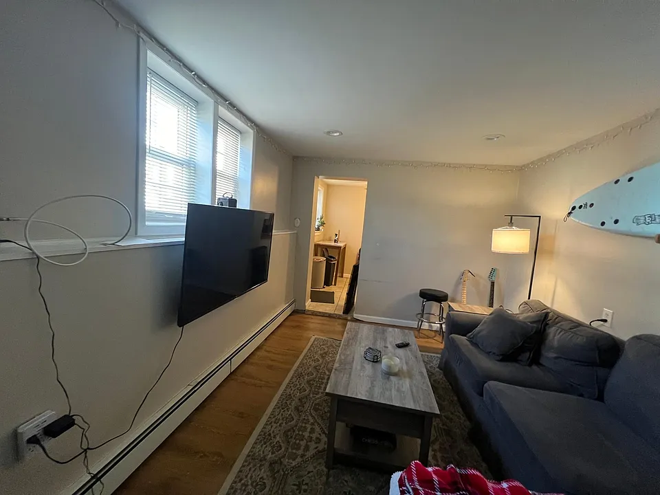 22 Indiana Ave