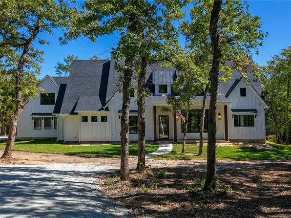 1629 Sawmill Rd, Franklin, TX 77856